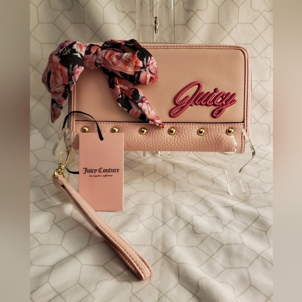 Juicy Couture Macaroon Tropical Wristlet New